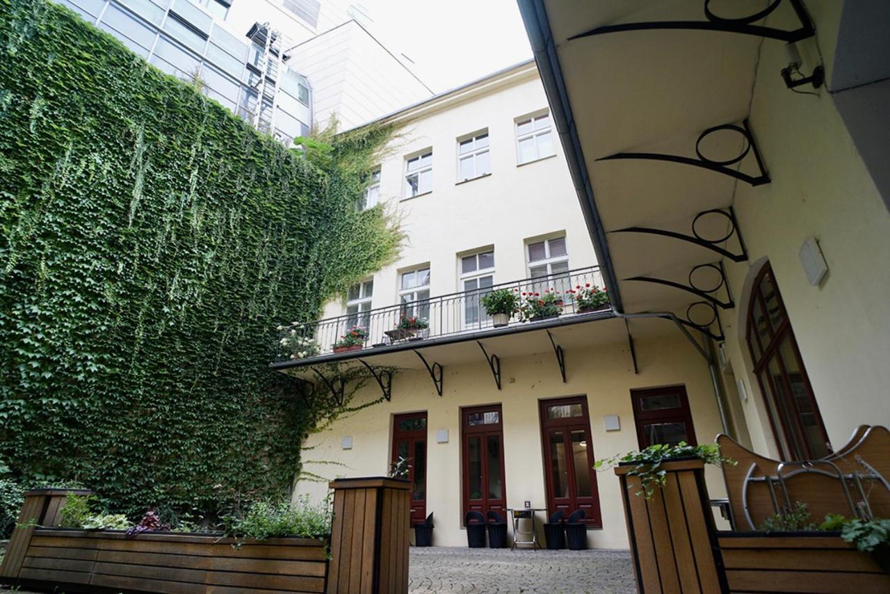 Truhlarska 4 * Prag