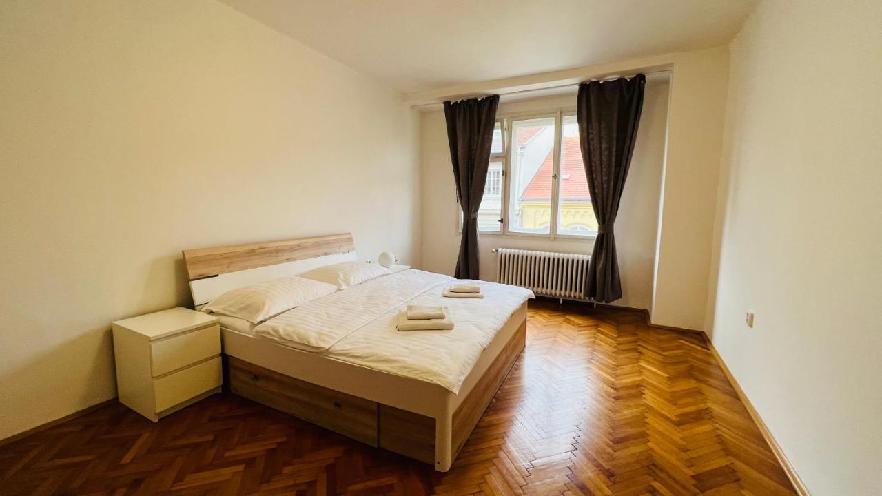 Cosy Flat In The Heart Of Praha
