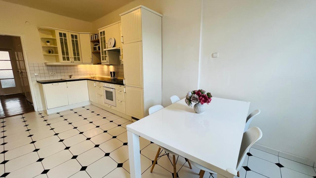 Cosy Flat In The Heart Of Apartmán Praha