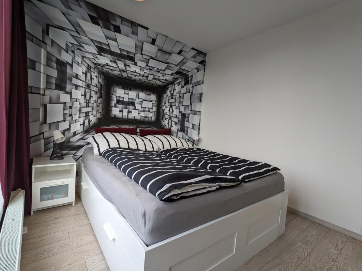 Cozy With Big Terrace In - Karlin Apartment