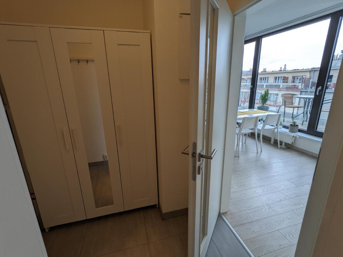 Cozy With Big Terrace In - Karlin Apartment
