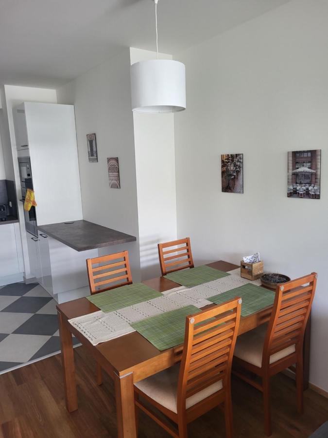 Lejlighed New In Karlin, 8, Close To Center Prag