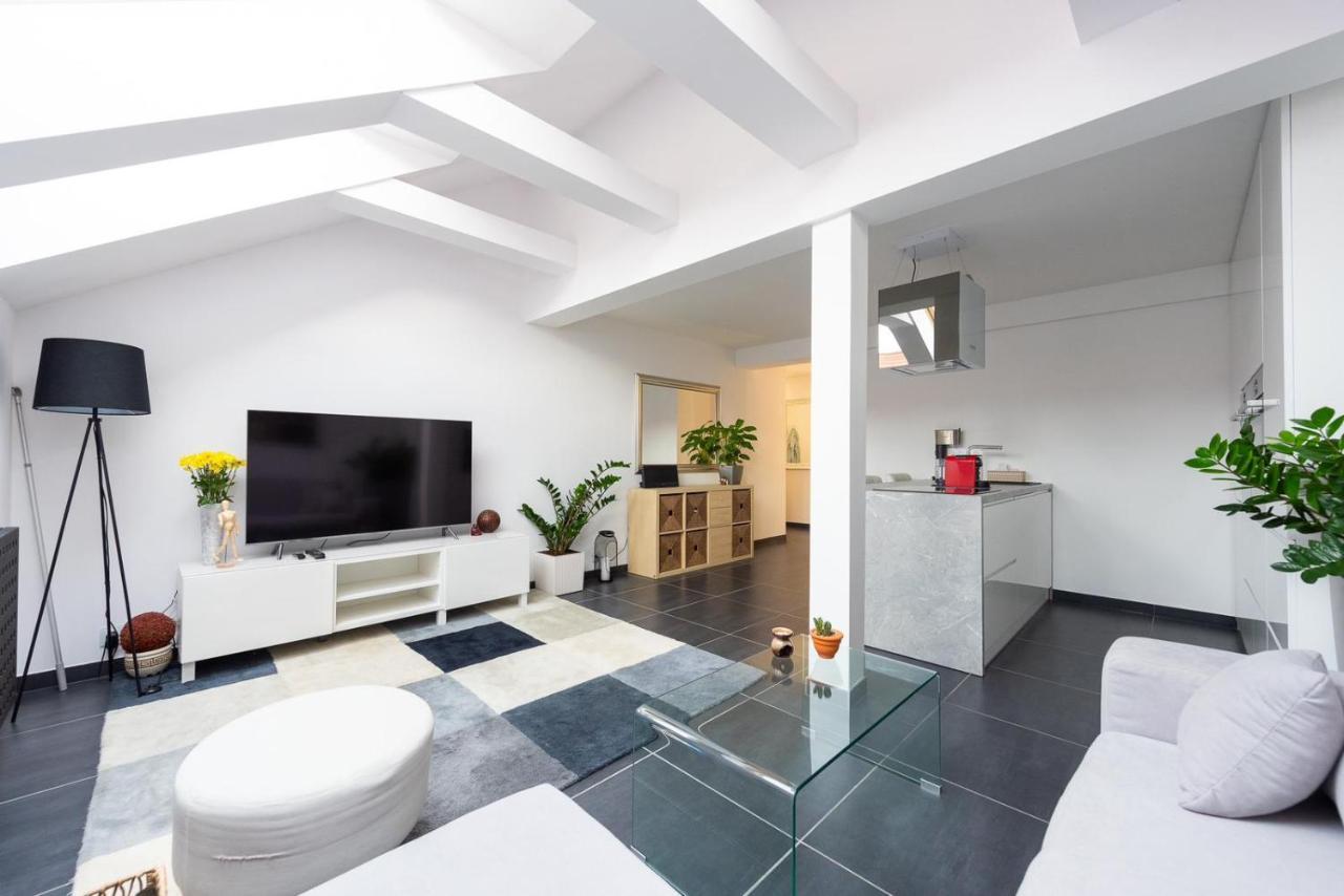 Modaloft Duplex By Rentez Apartment
