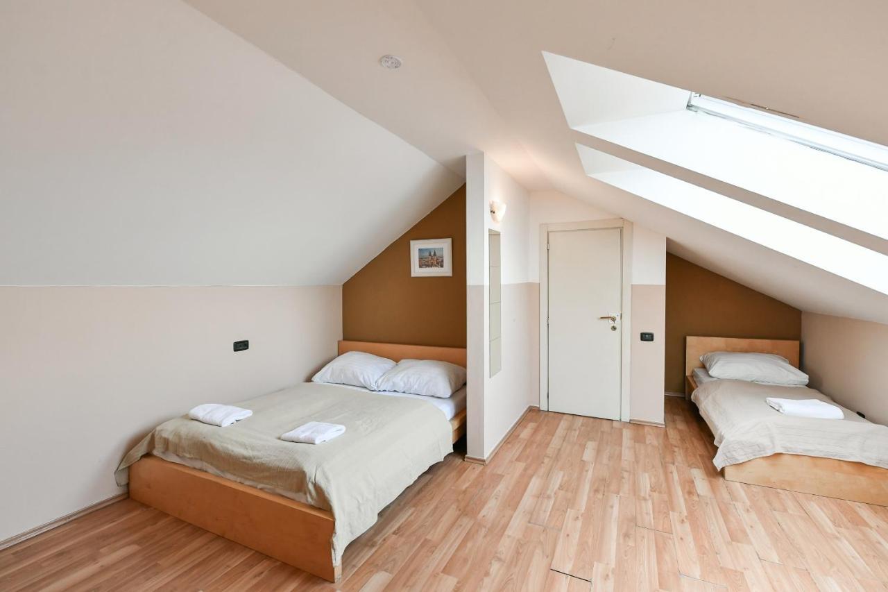 Central 3Bdr Penthouse With Terrace&Ac Prag