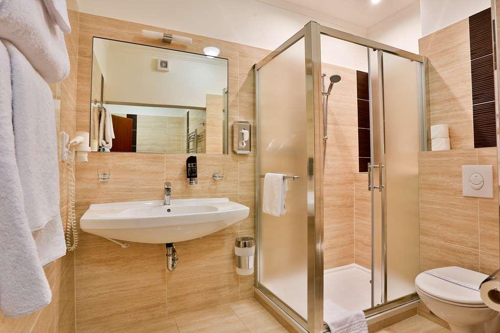 Meteor Plaza 4*