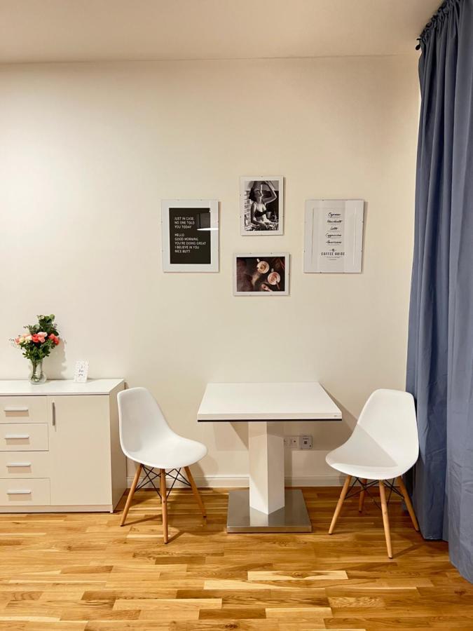New Chain Florenc Apartment