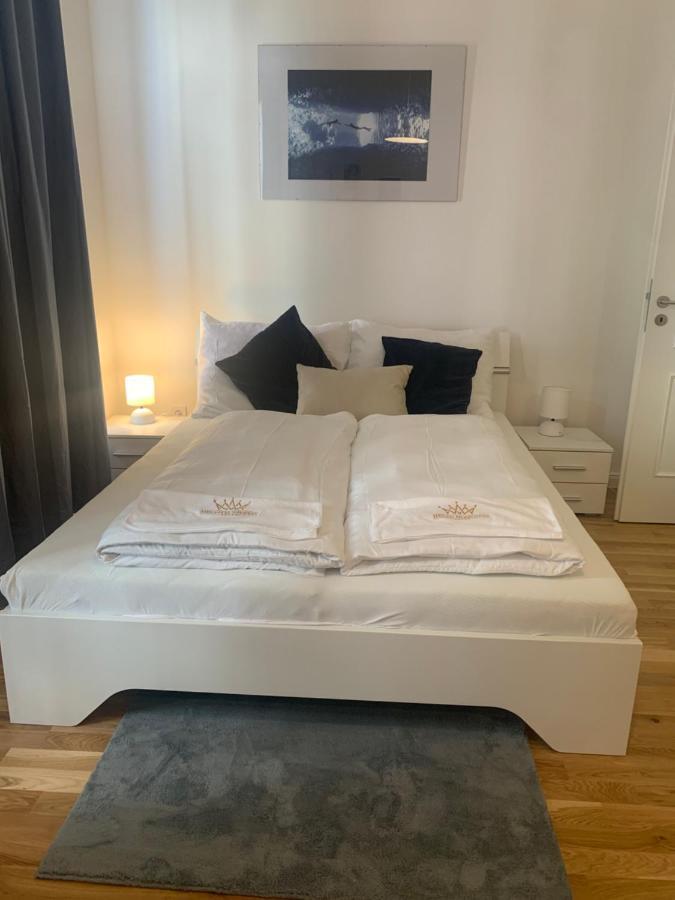 Apartment New Chain Florenc