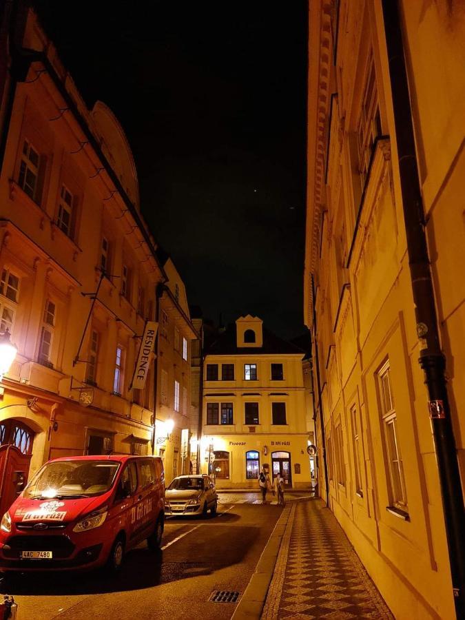 Rum i privatbostad Laxmi Happy In Historical Prag