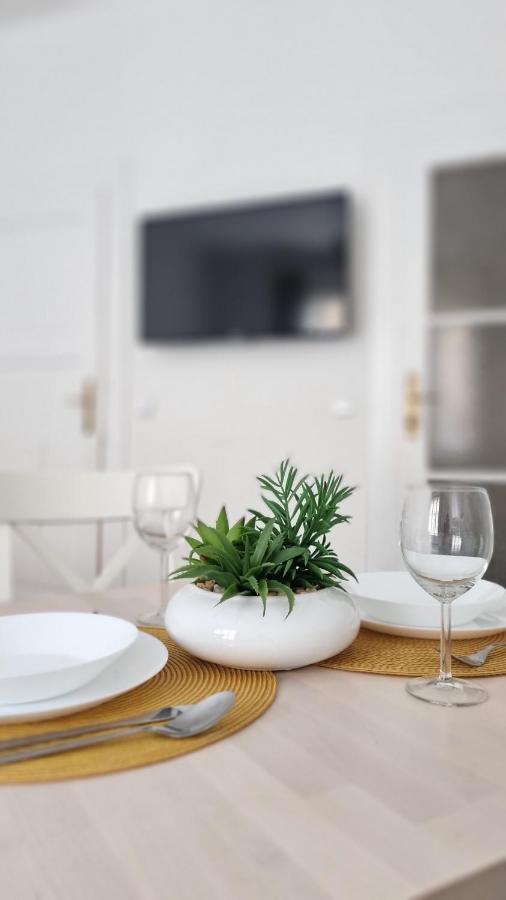 Finnem Zikova Apartment