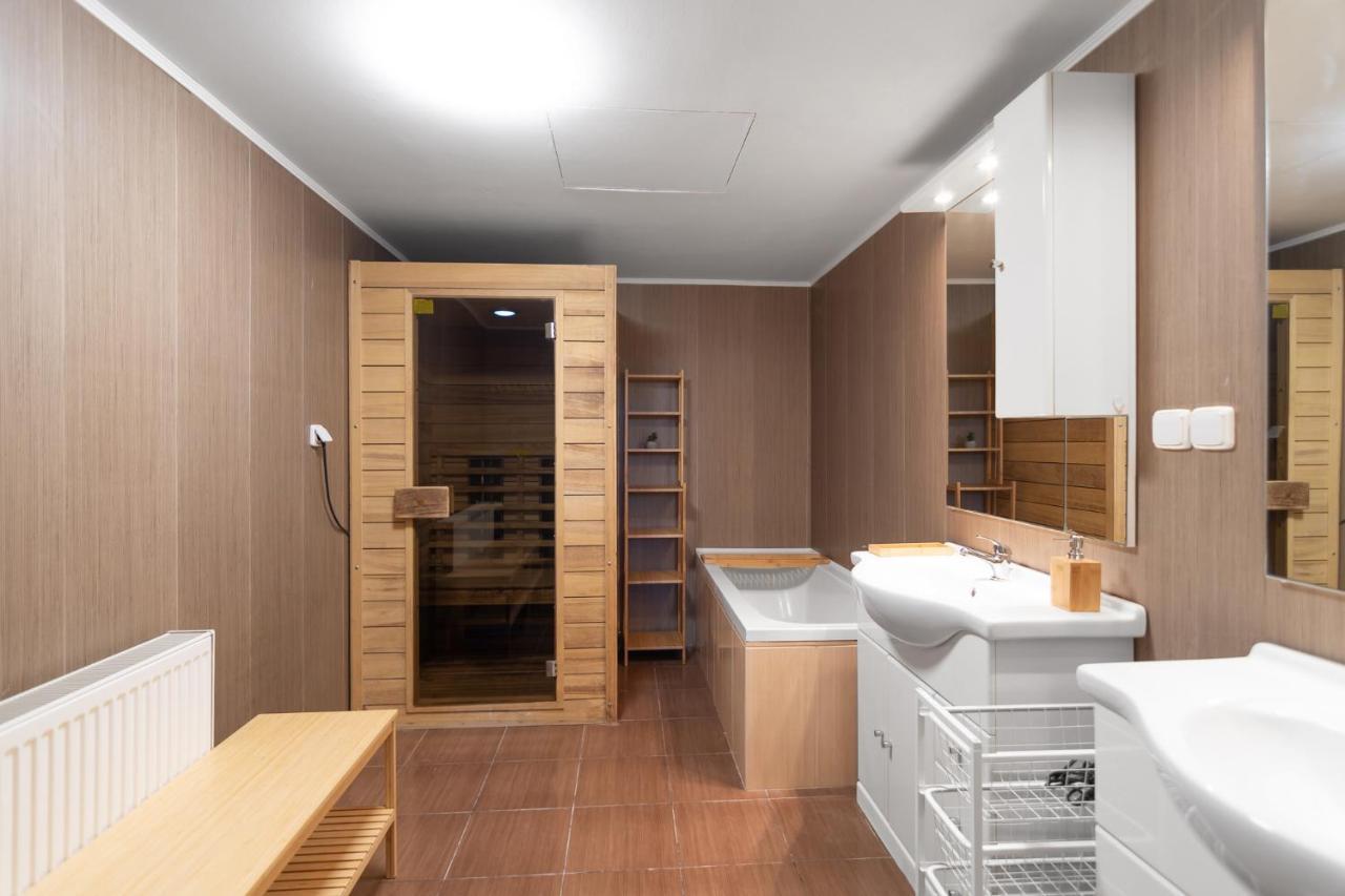 Aparthotel The Bookhouse, 5-bedroom By Castle *