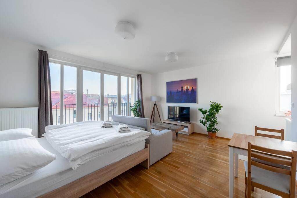 Sunny Safron Apartmán Praha