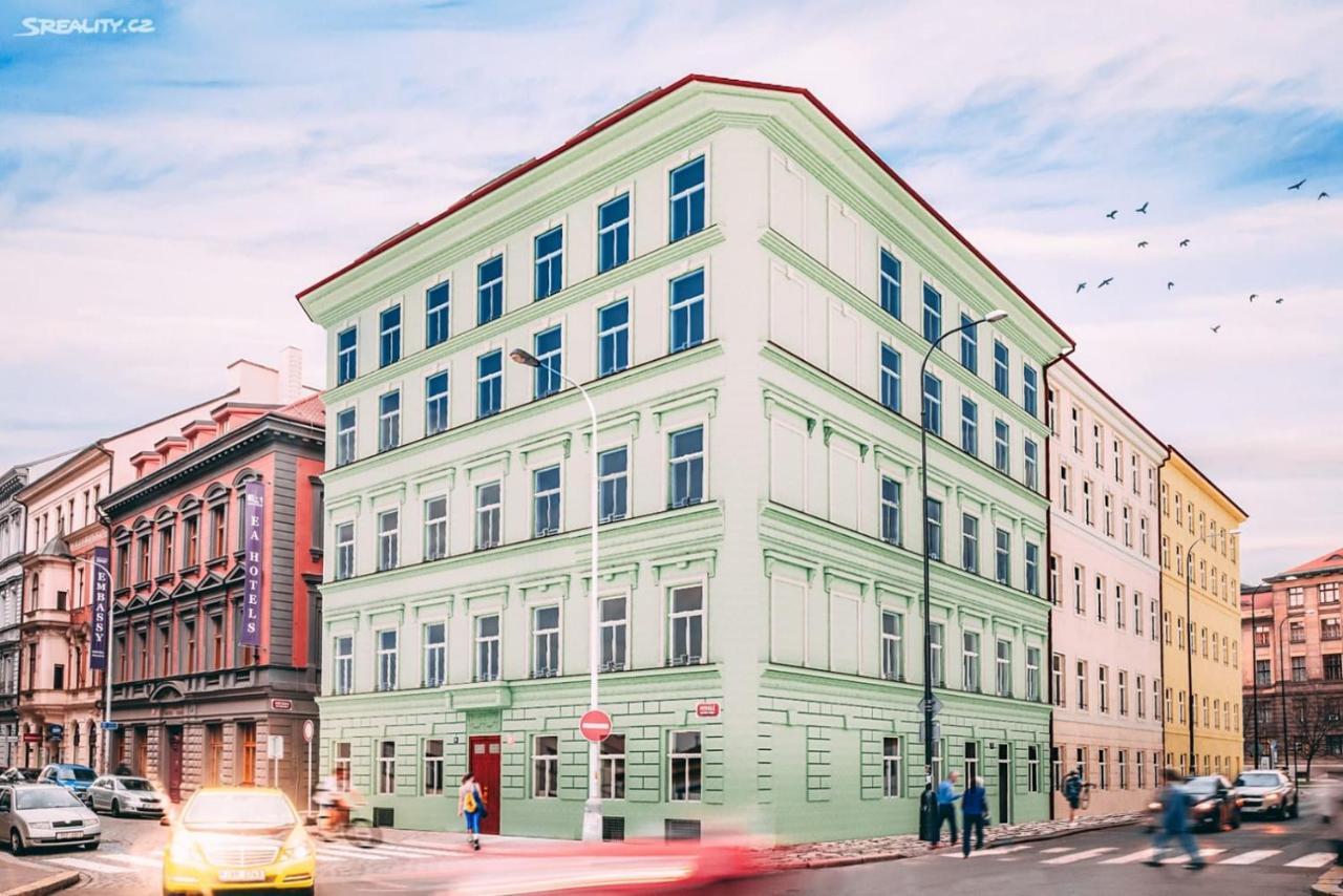 Petrska New Town Apartment *