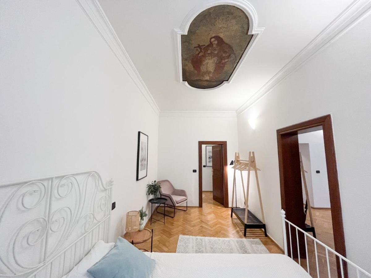 Apartment Price & Location - Historic Square Residency Prag