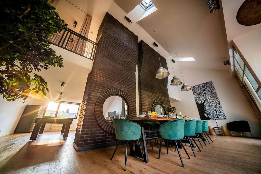 Lägenhet 5br+2bath Old Town Industrial Penthouse, A/c Prag