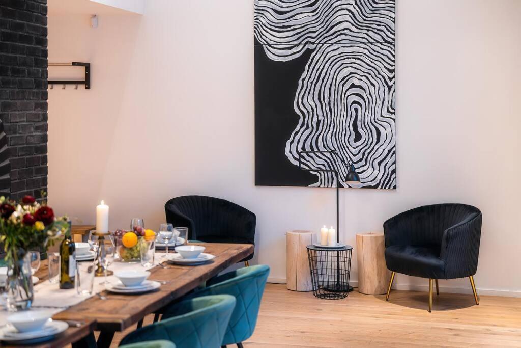 5br+2bath Old Town Industrial Penthouse, A/c Prag