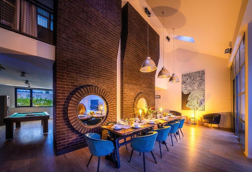 5br+2bath Old Town Industrial Penthouse, A/c *