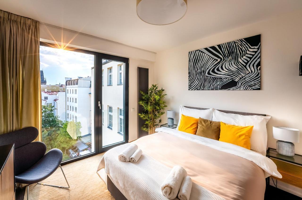 5br+2bath Old Town Industrial Penthouse, A/c Lägenhet Prag