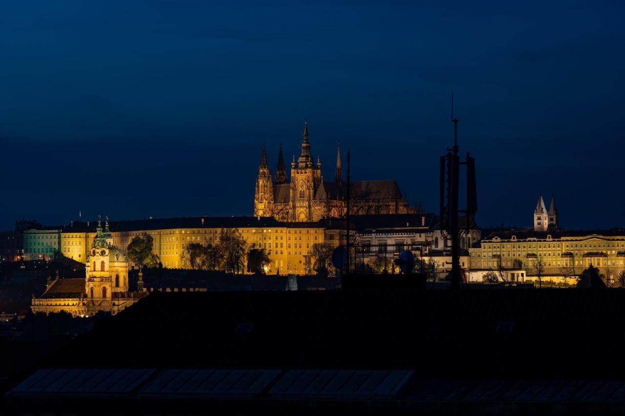Castle View * Prag