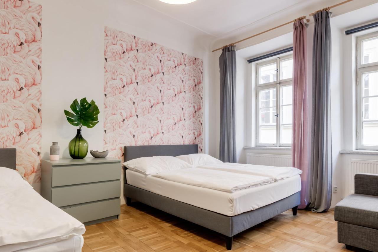 Apartment Curiosity Prag