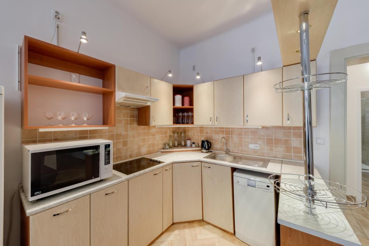Curiosity Apartment Prag
