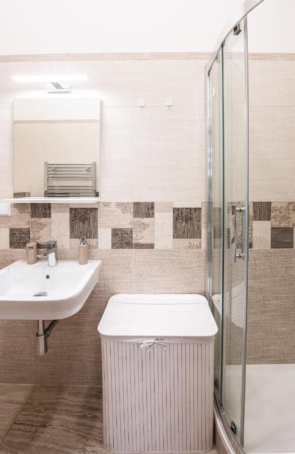 Apartment Dlazdena *