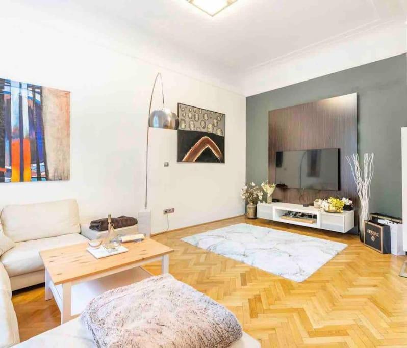 Lägenhet Elite Residences - Parizska Street 150 M2 Prag