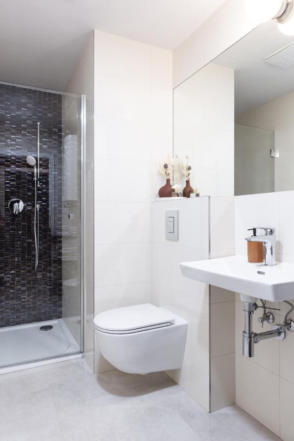 Turnkey I Republic Square Apartment