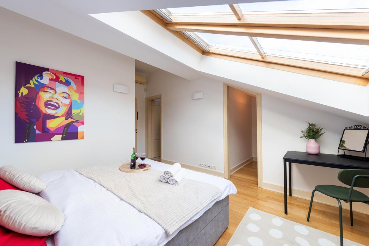 Lejlighed Spacious Near The River Prag