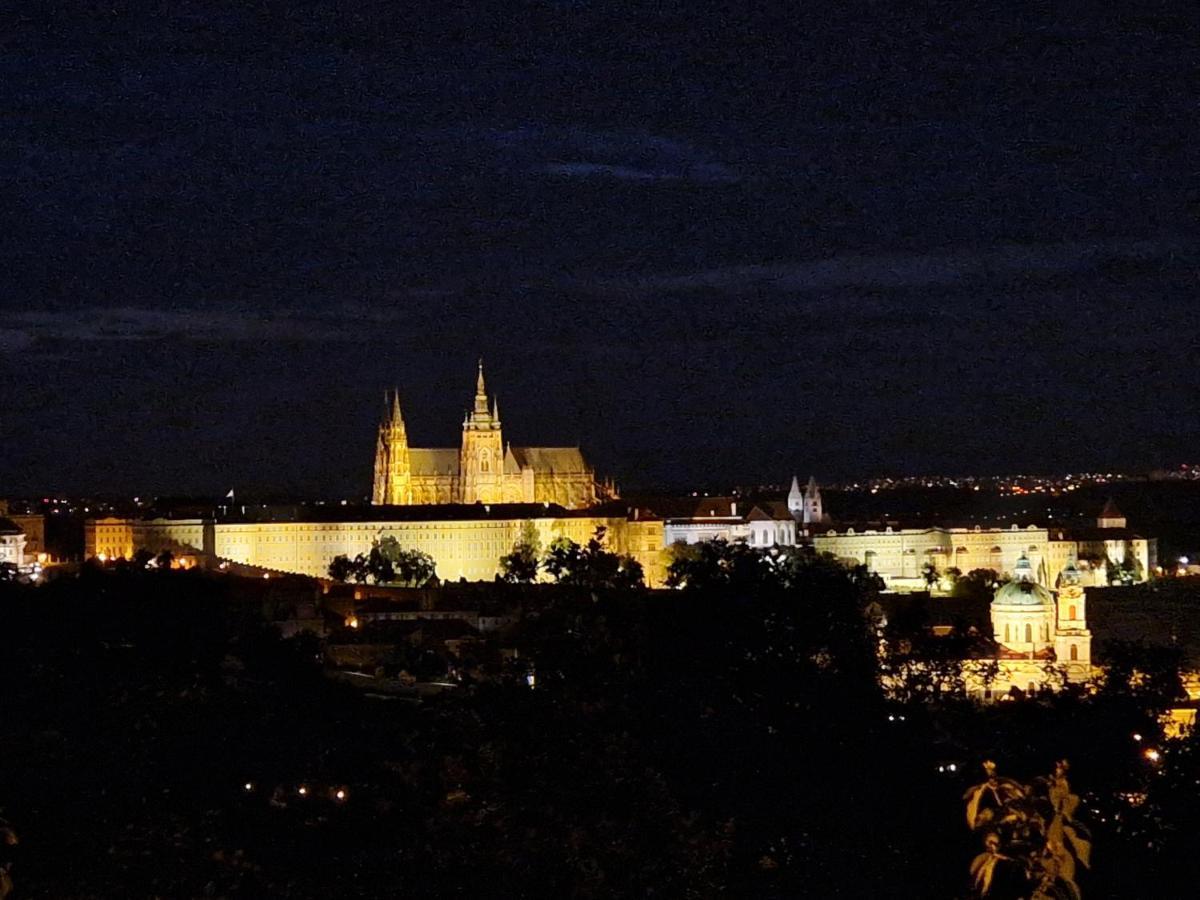 Lejlighed Cozy Near Castle Prag