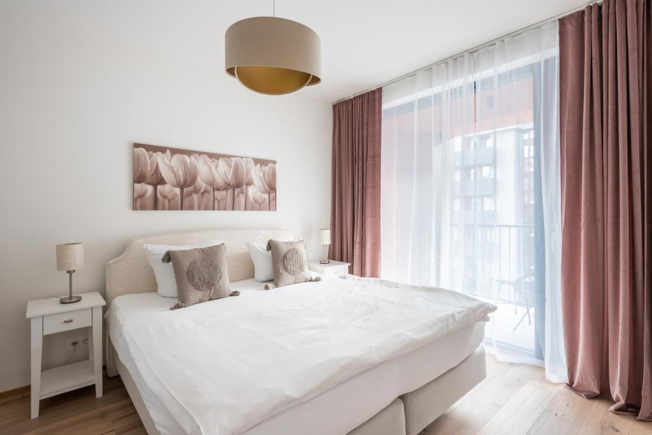 Jay Apartment