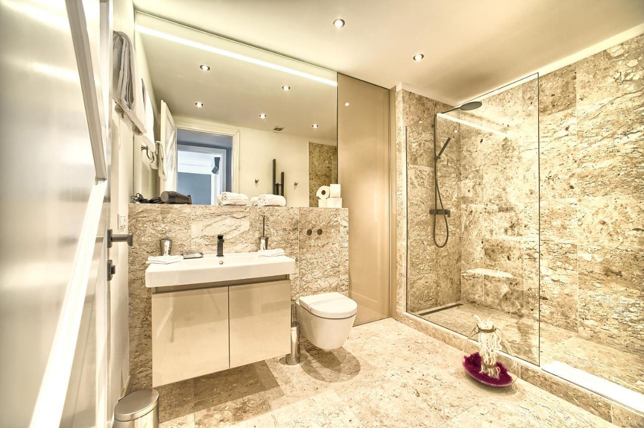 Apartment Exclusive 2 Bedroom Old Town - 2 Baths, Balcony And View - By