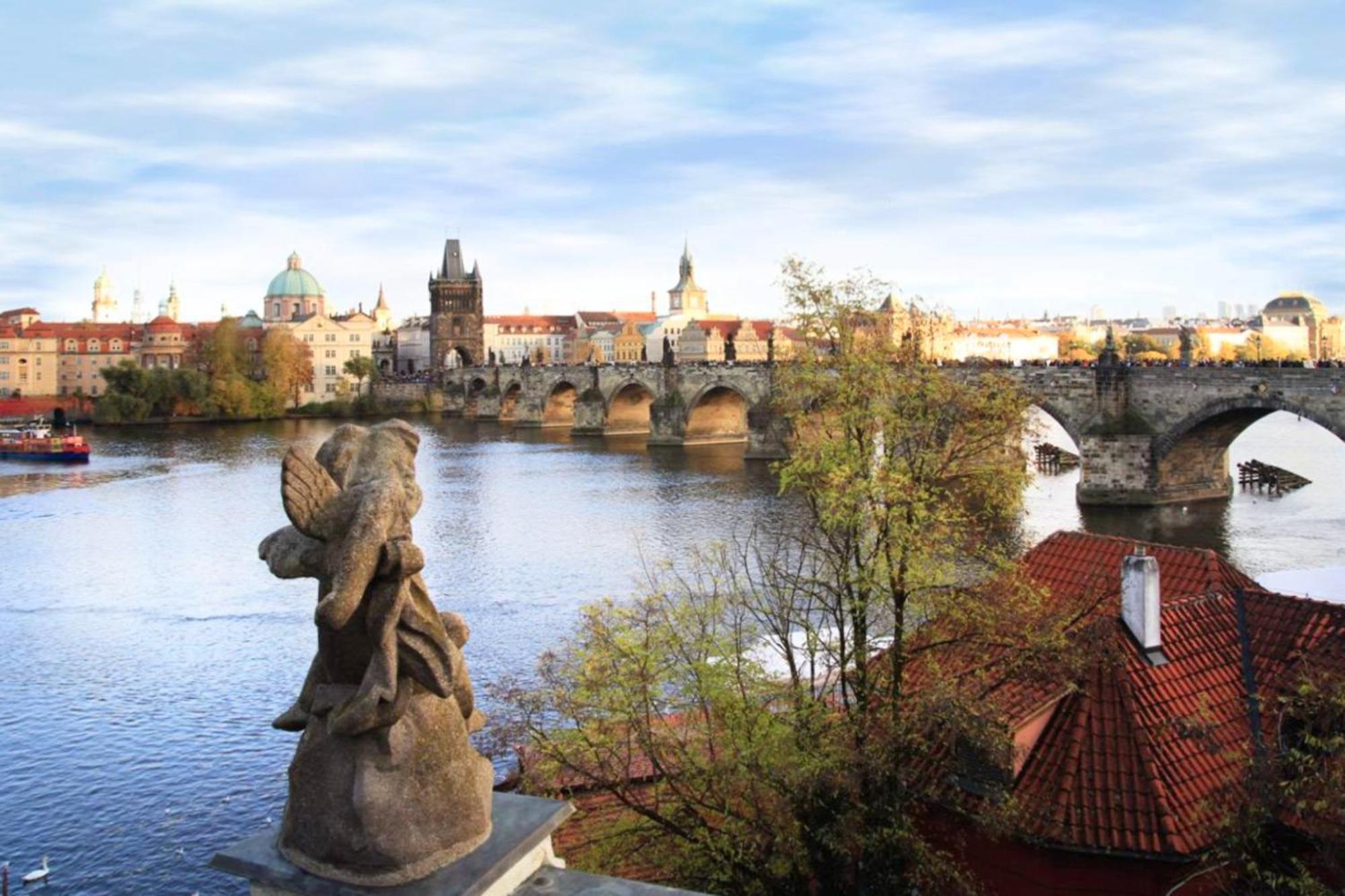 Apartment Charles Bridge