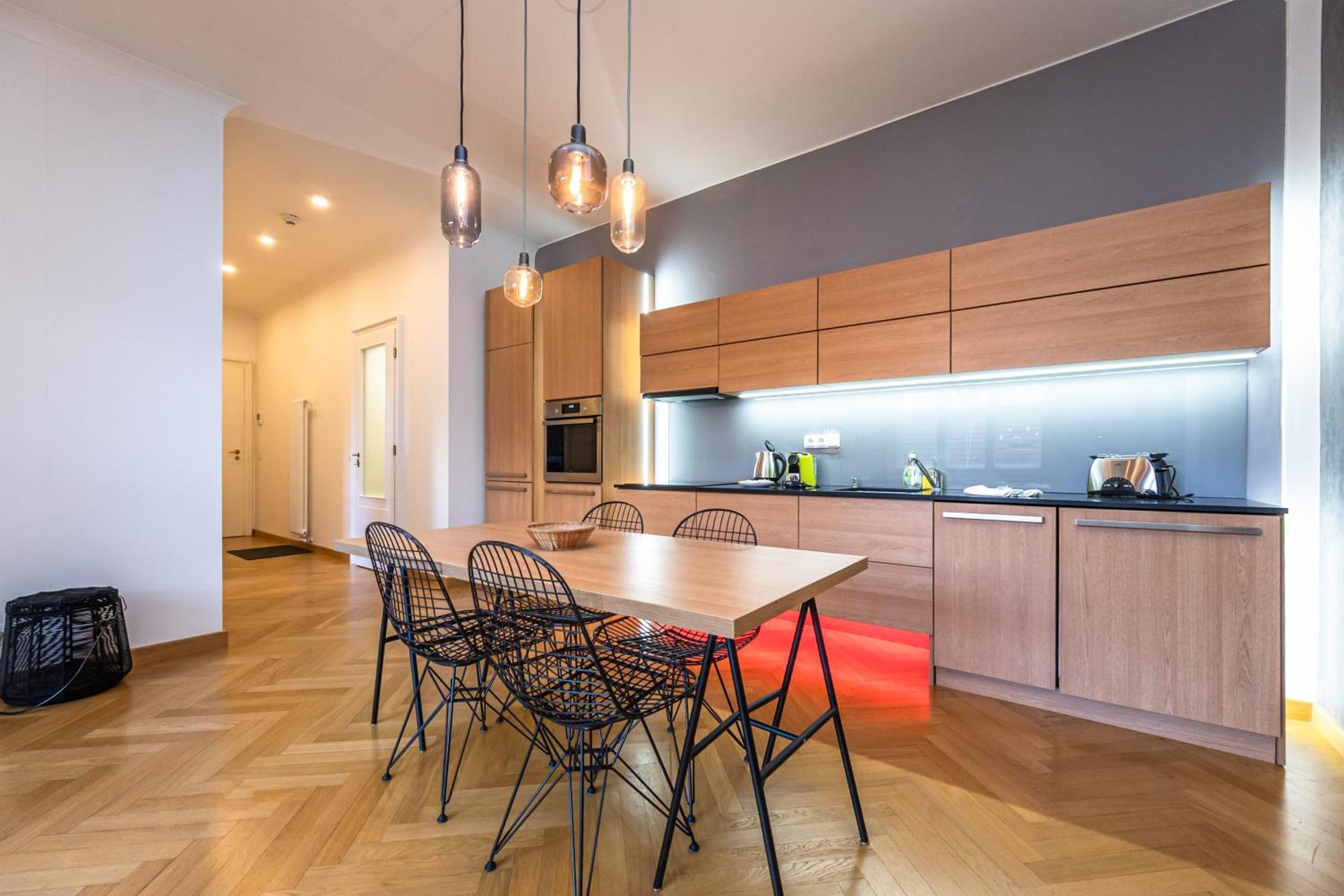 Wishlist Residences - Karlin Free Parking Lägenhet *