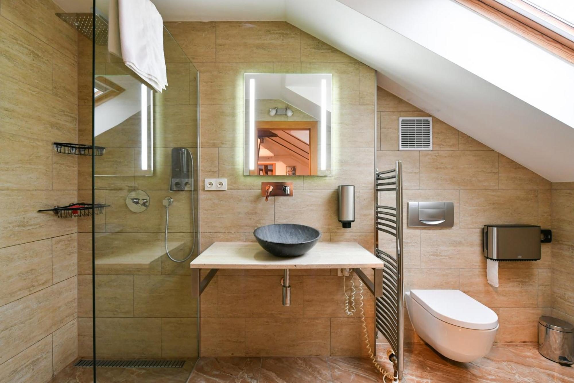 Amazing Charles Bridge Apartment Prag
