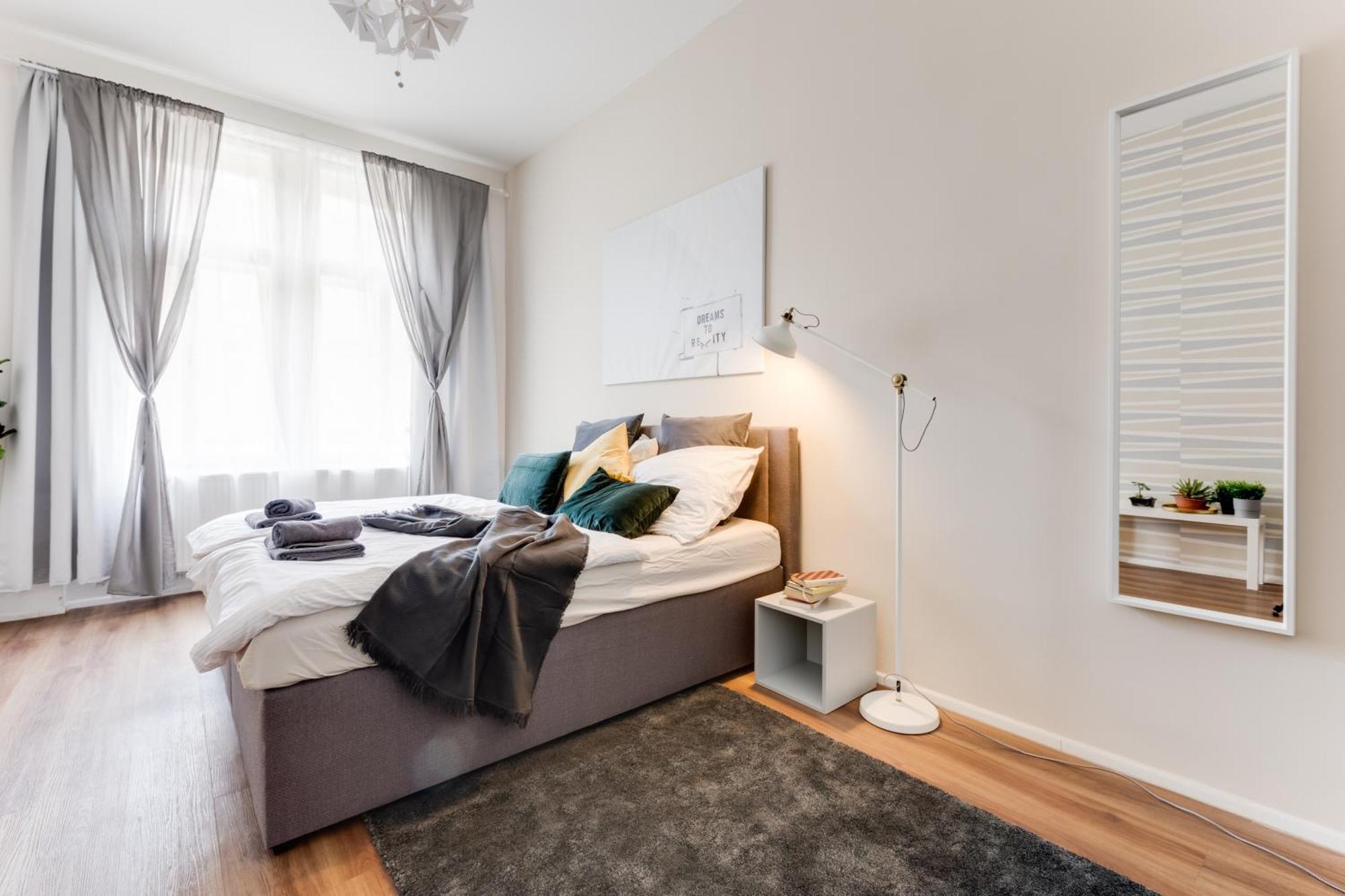 Apartment Lovely 2bds In The Center - Stp7 *