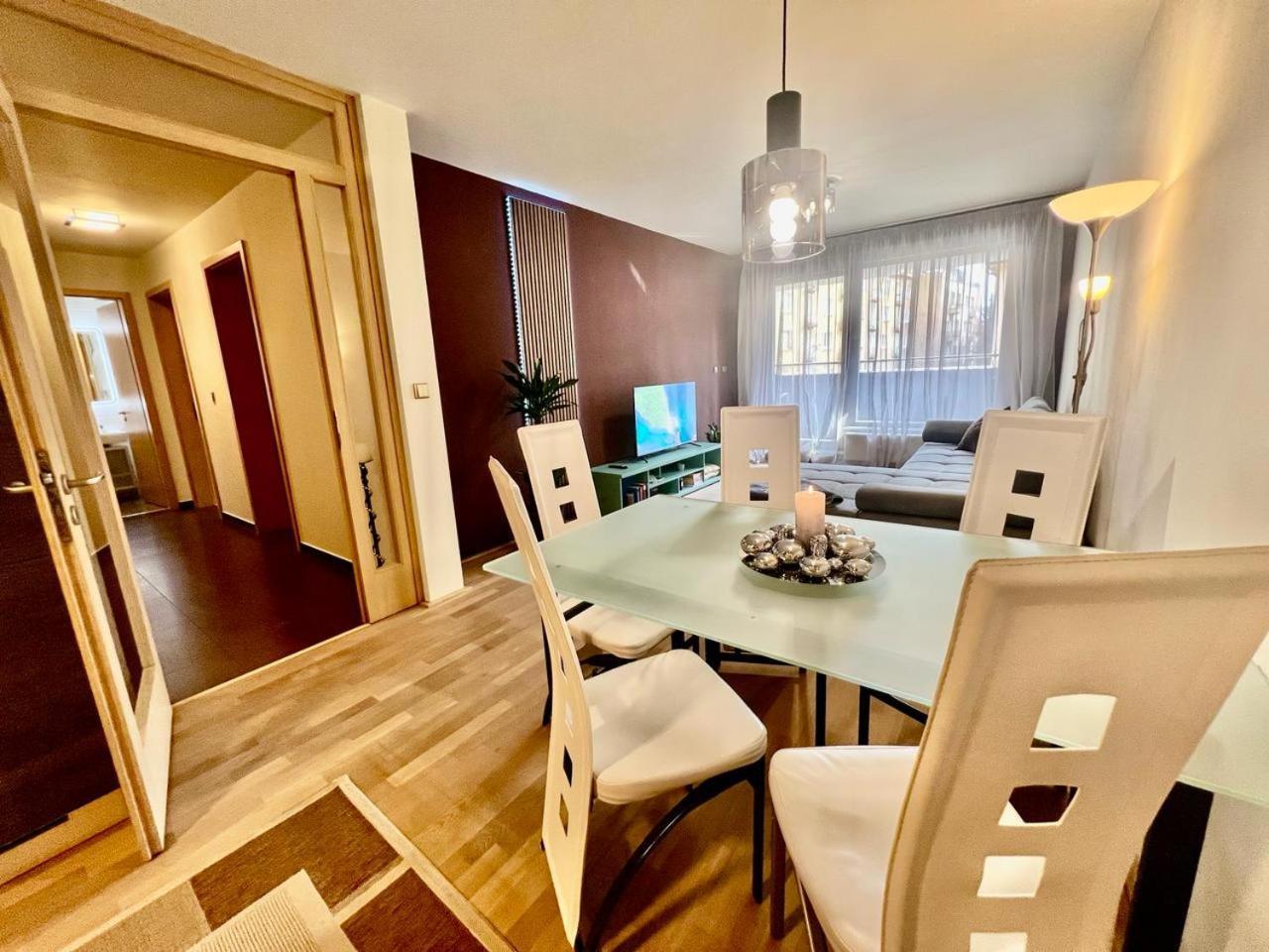 Luxury In And Free Parking Prag
