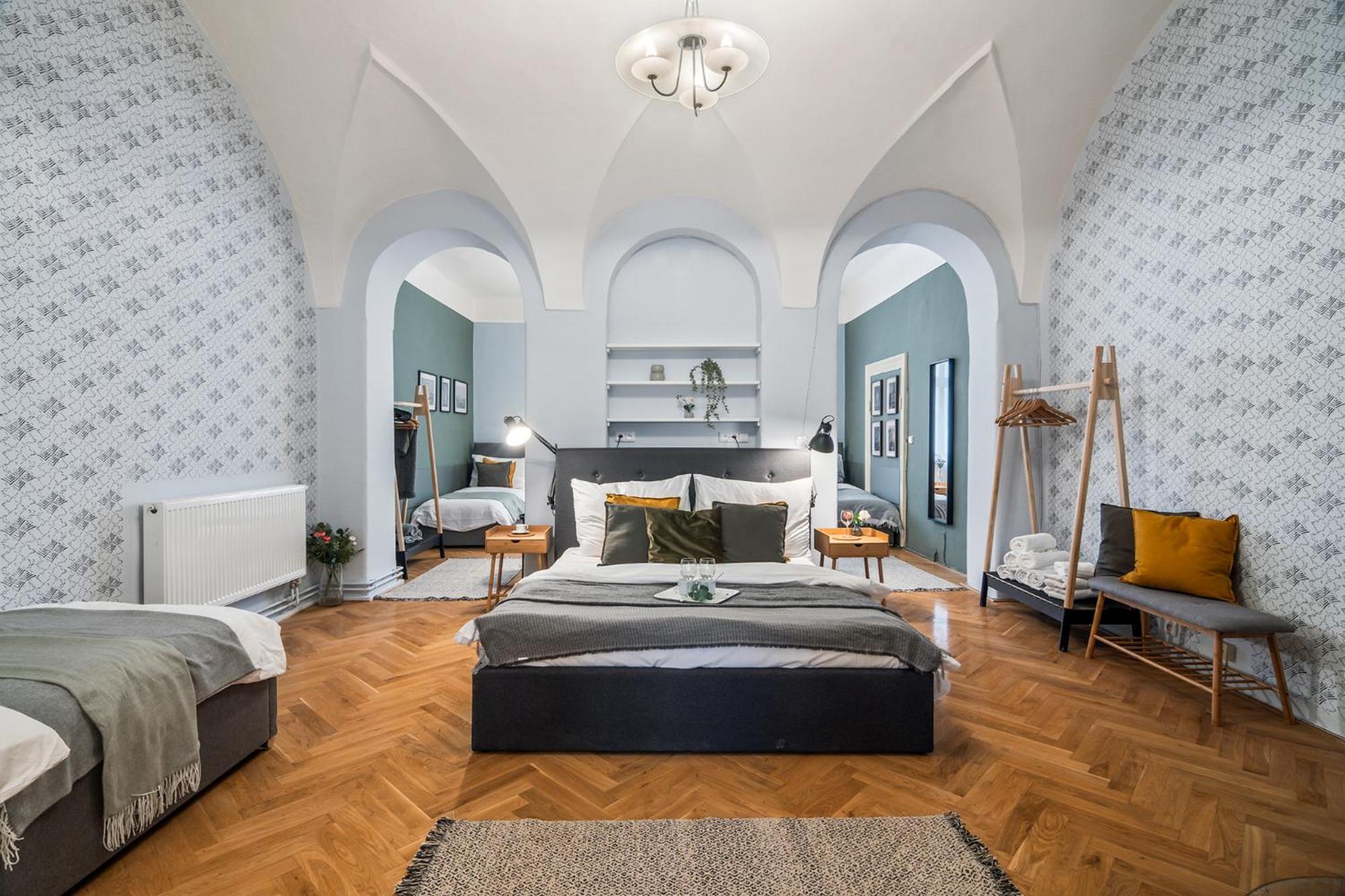 Charles Bridge Historical Apts By Michal&friends Lejlighed *