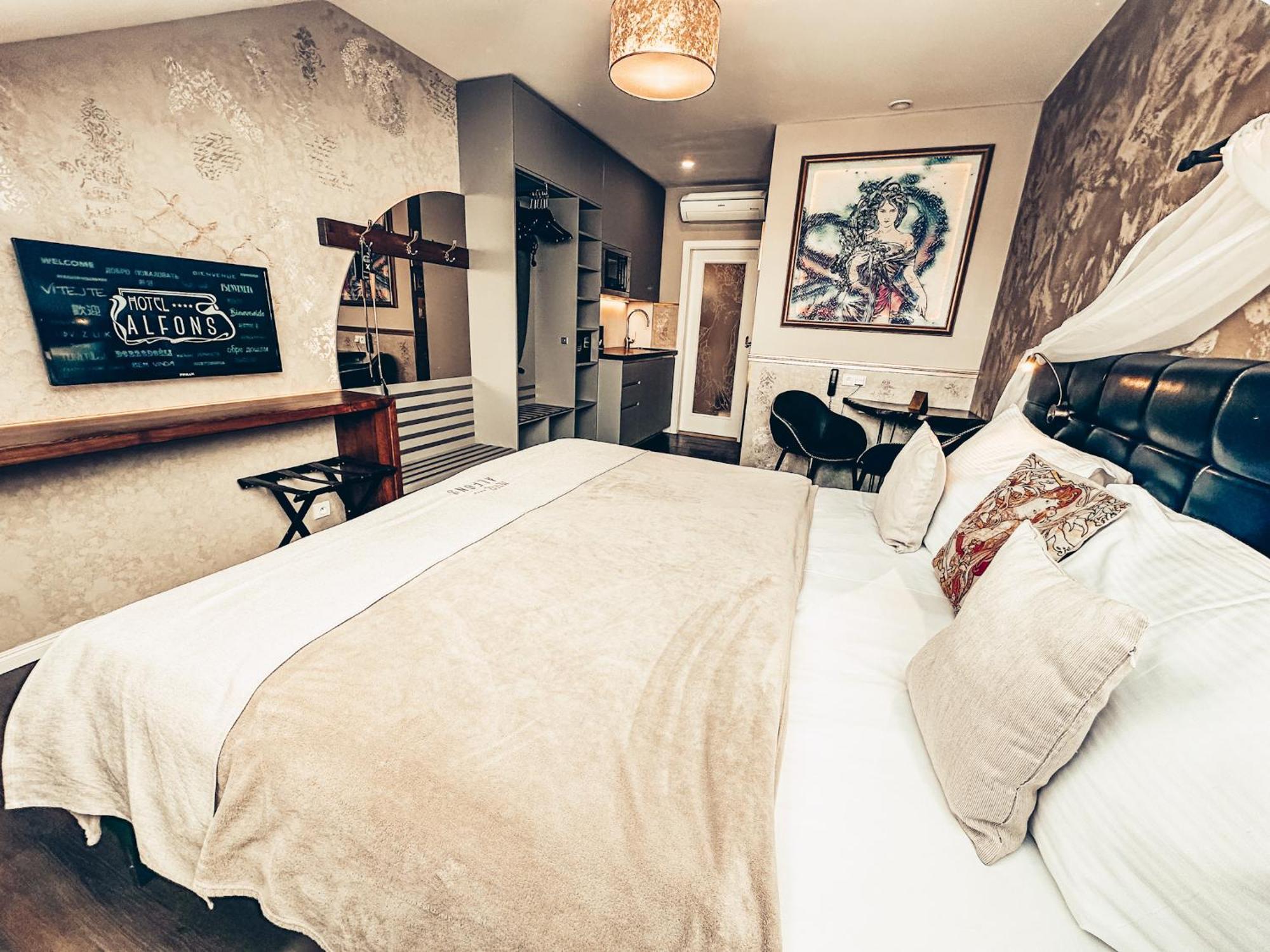 Alfons Boutique Hotel 4*
