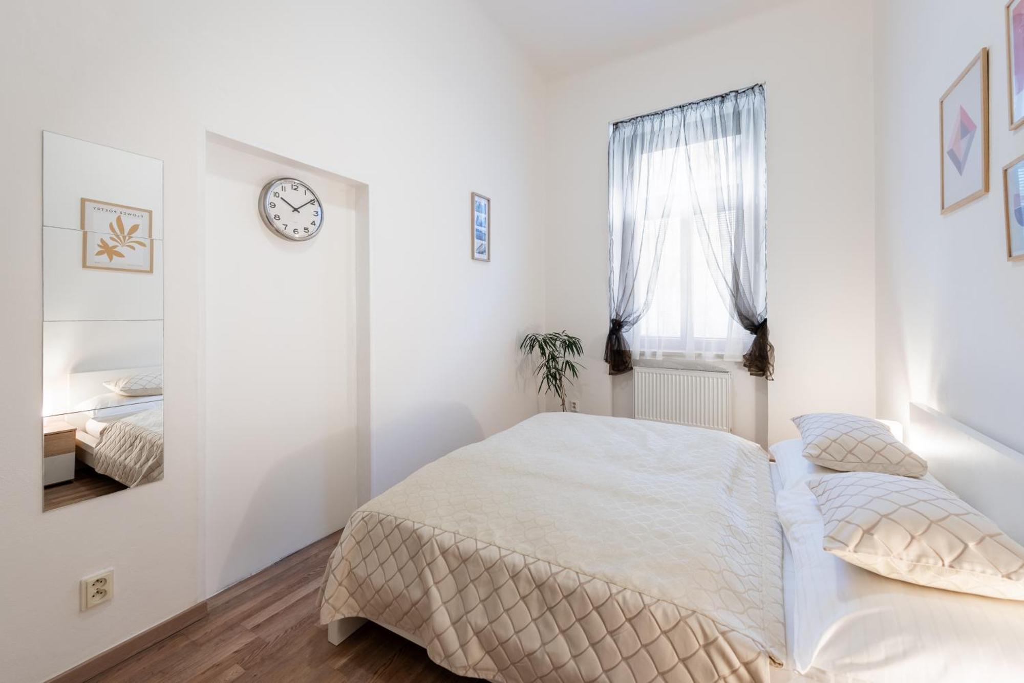 - Karlin Apartment