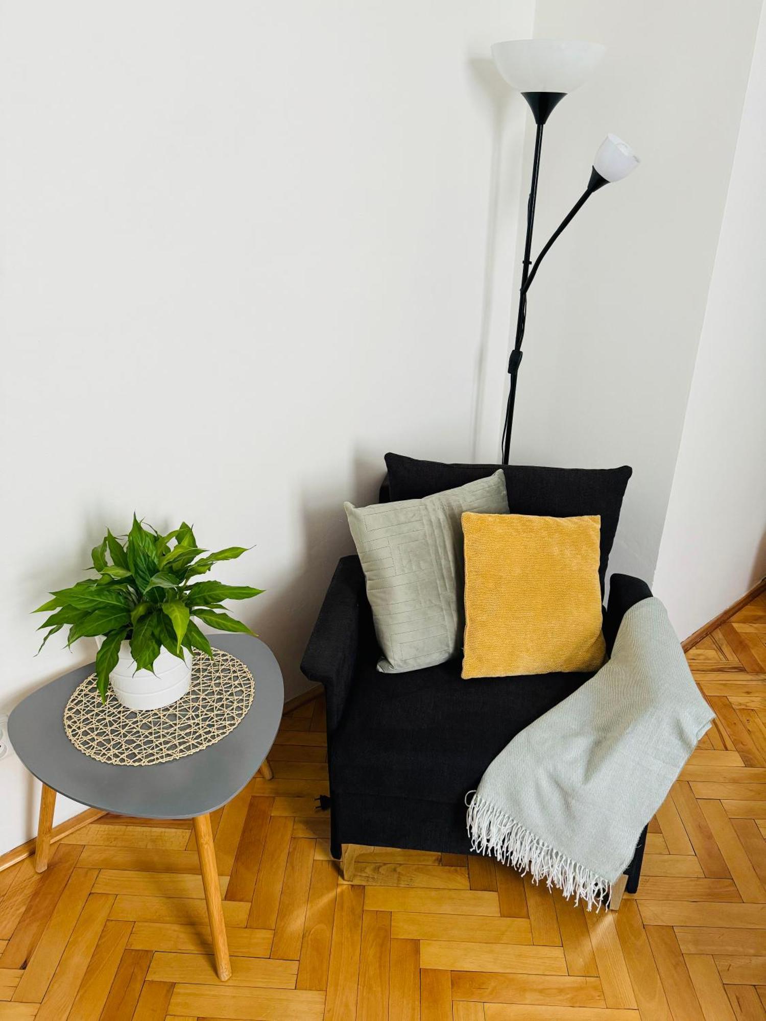 Apartment By Jacob