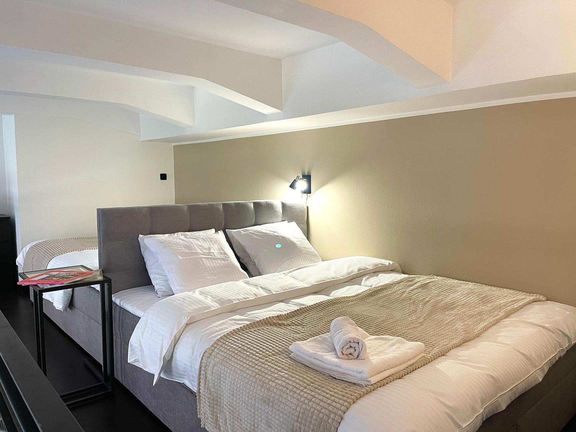 Duplex With 3 Bedrooms