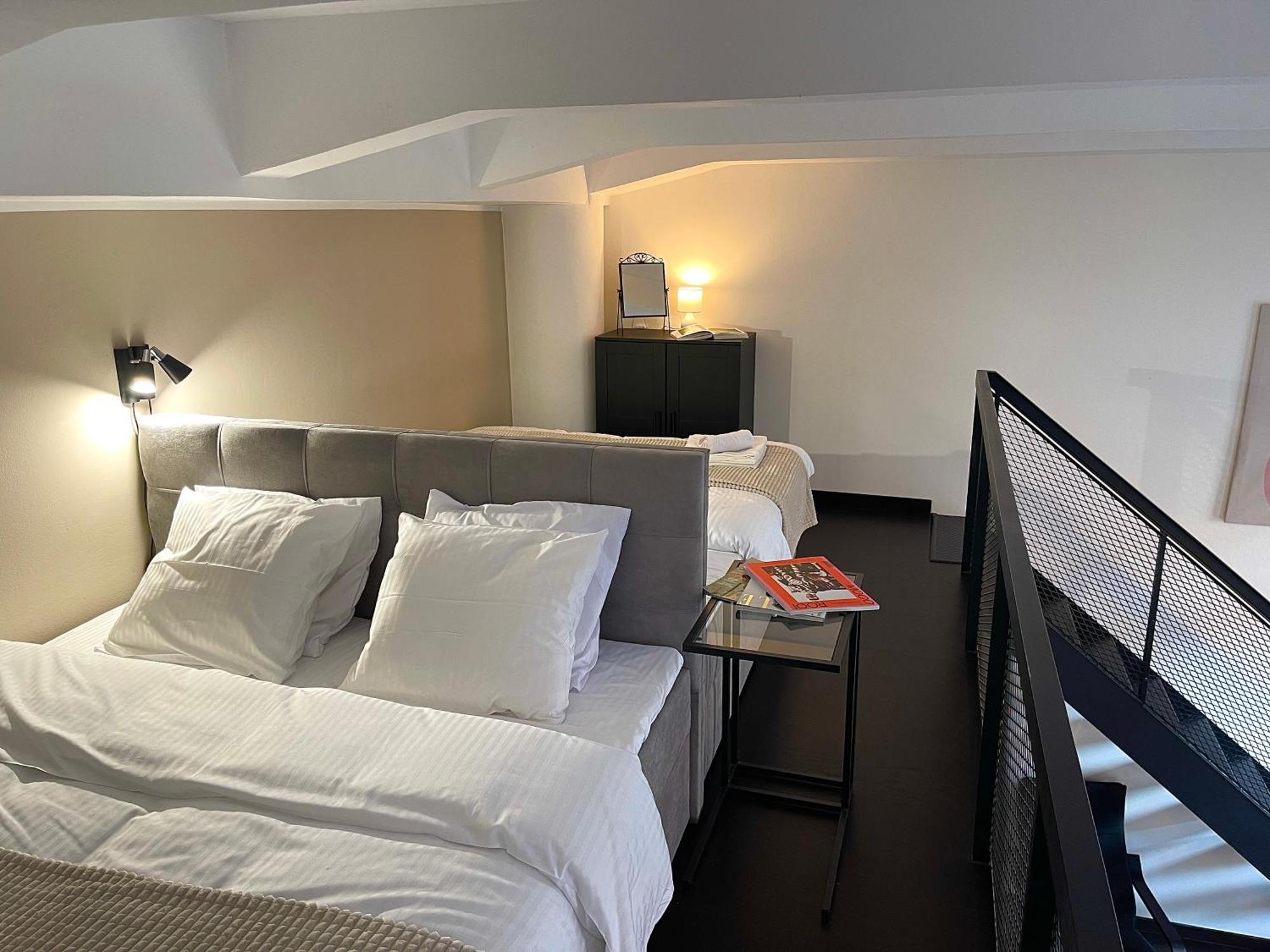 Duplex With 3 Bedrooms Lägenhet *