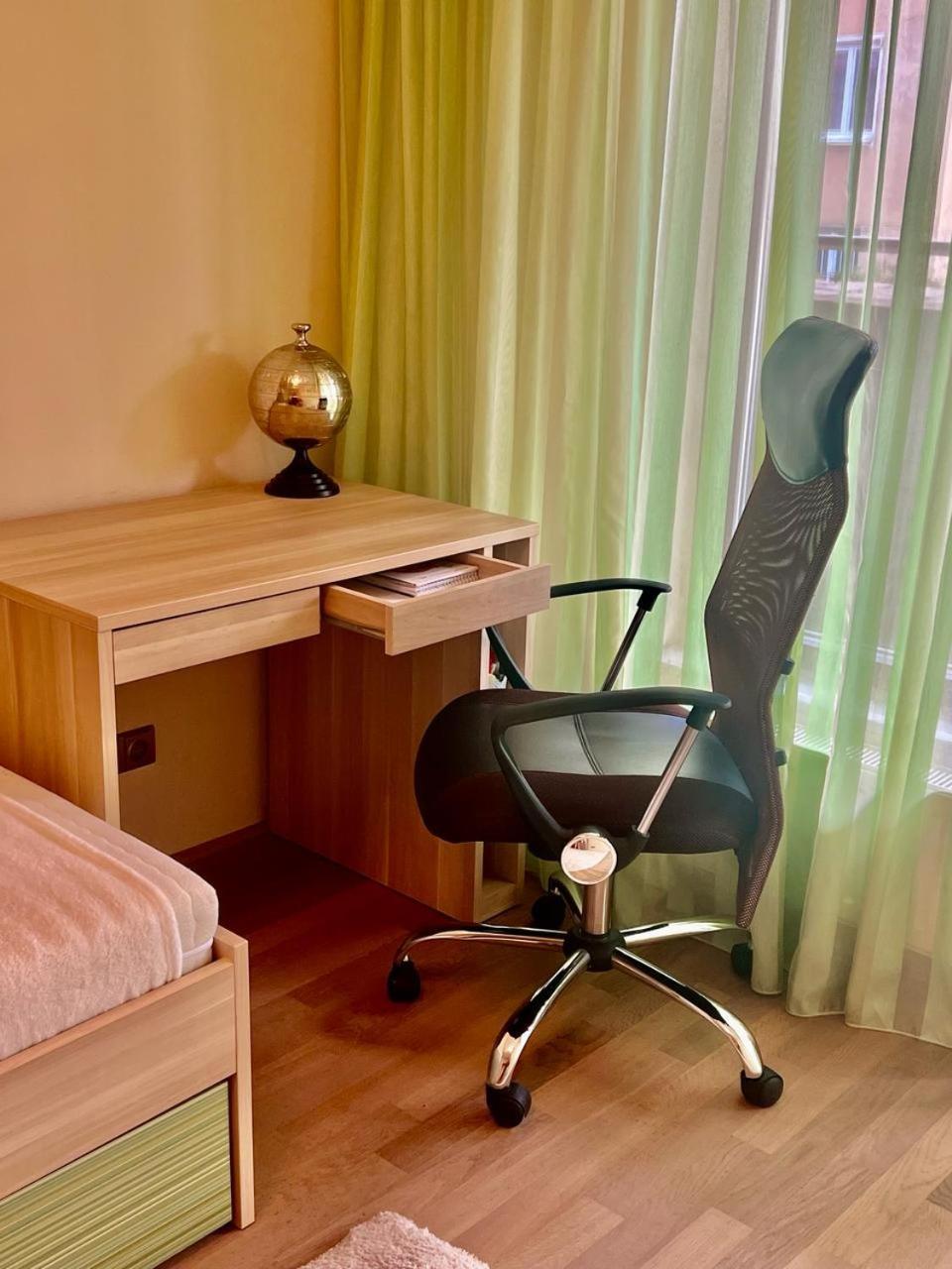 Apartment Luxury In And Free Parking Prag