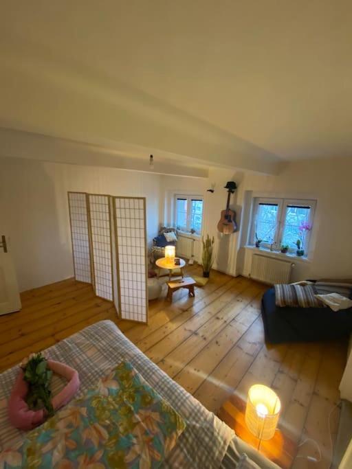 Flat In The House & Dog Friendly Apartment *