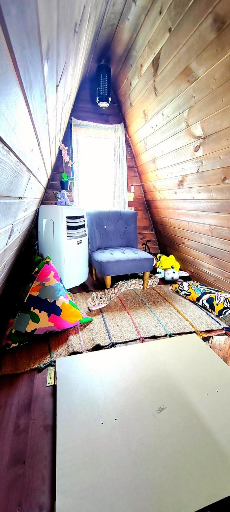 Tiny Garden House *