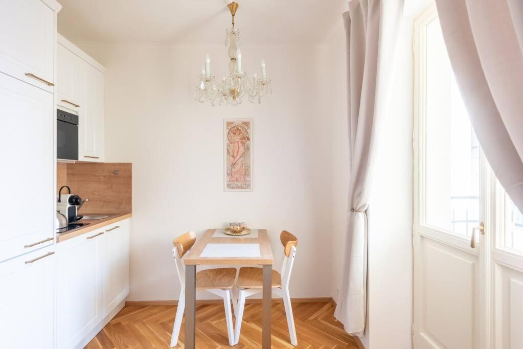 Little Chateau Apartment