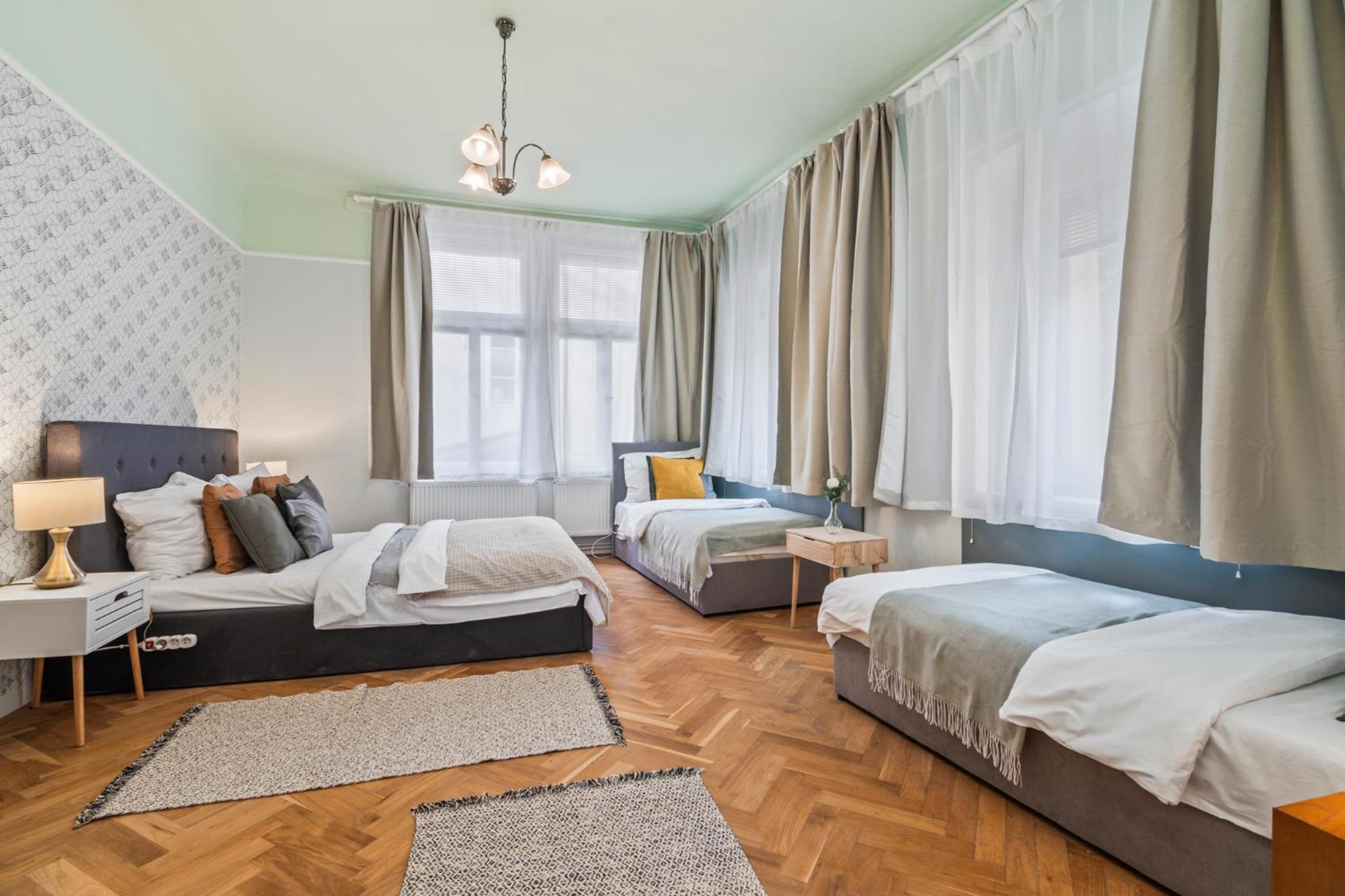 Charles Bridge Historical Apts By Michal&friends