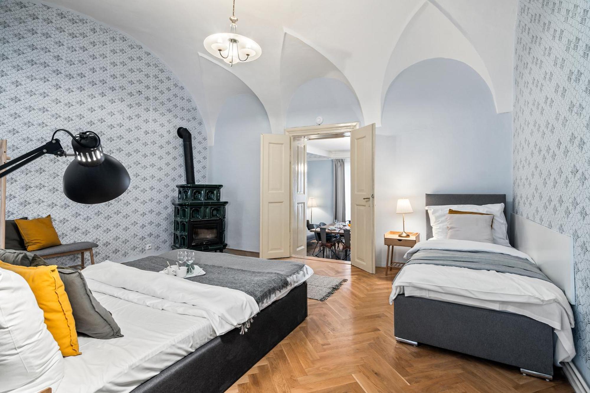 Charles Bridge Historical Apts By Michal&friends Lejlighed *