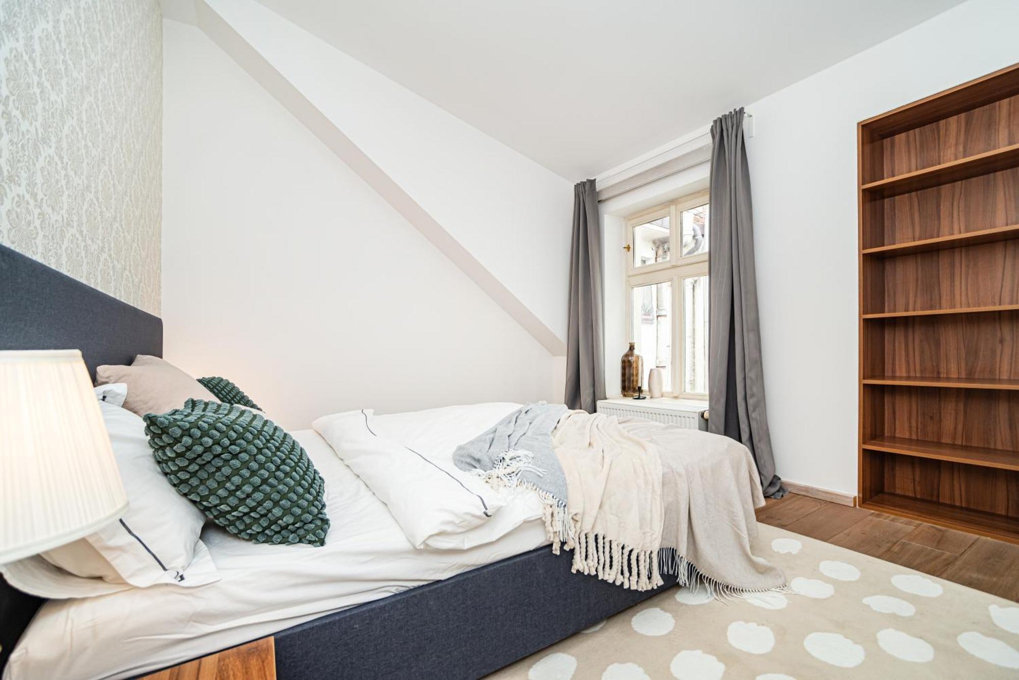 Apartment Large And Stylish In