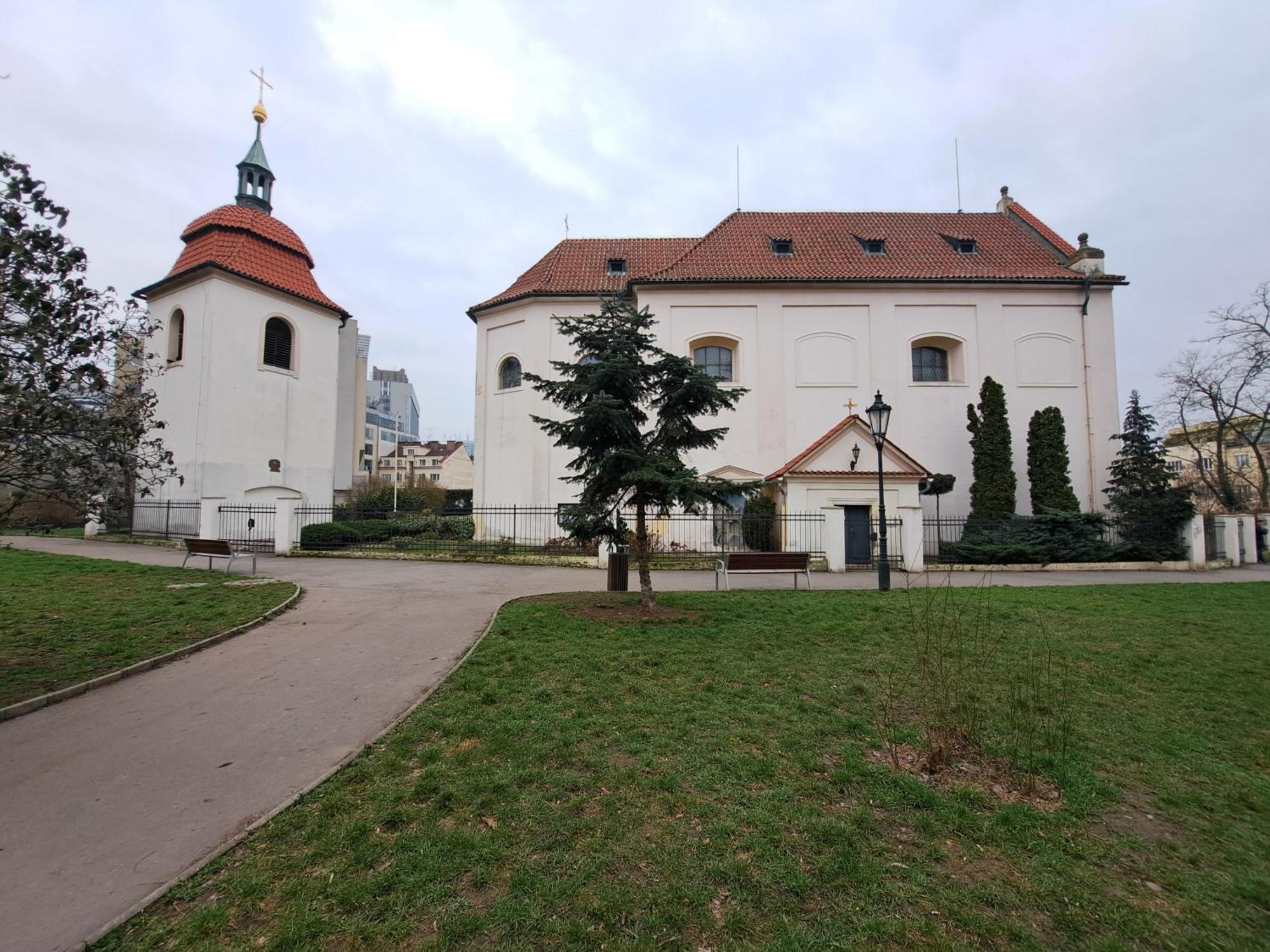 Apartment Flat Near The Vysehrad Castle *